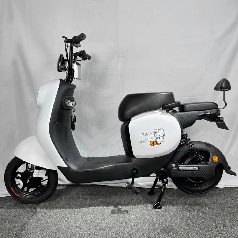 Factory Direct Sales of 350W 2 Wheel Electric Bike Scooter/Electric Moped with Pedals