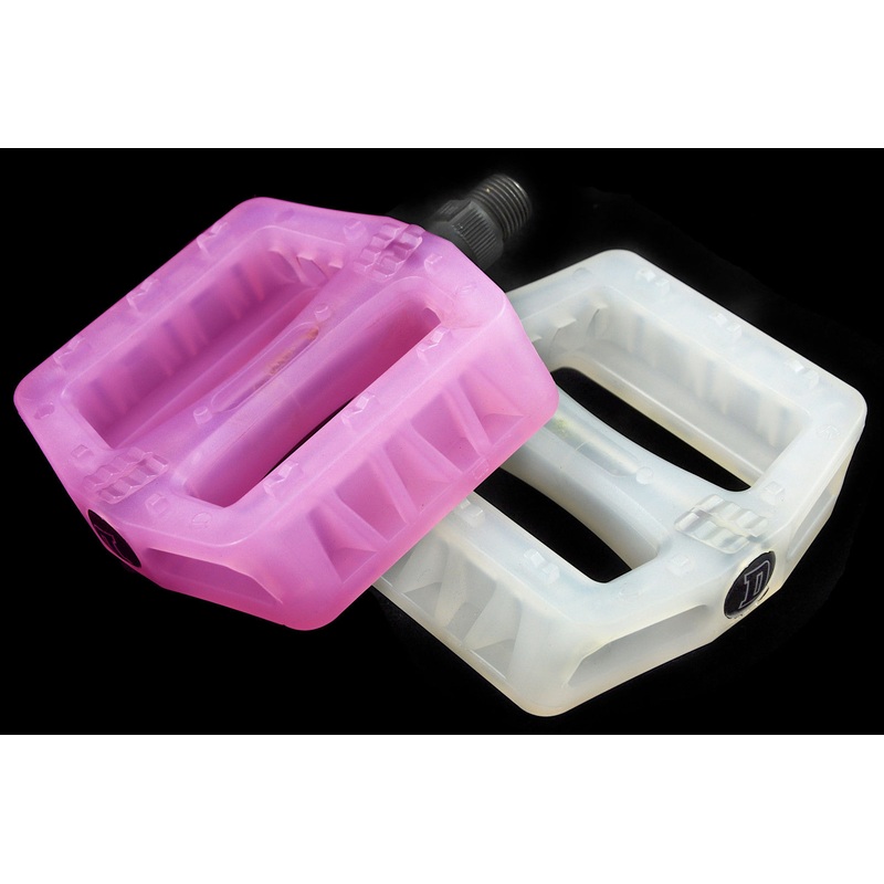 DIAMONDBACK 9-16 BIKE UV REACTIVE COLOUR CHANGE WHITE-PINK GRINDING PEDALS-50%