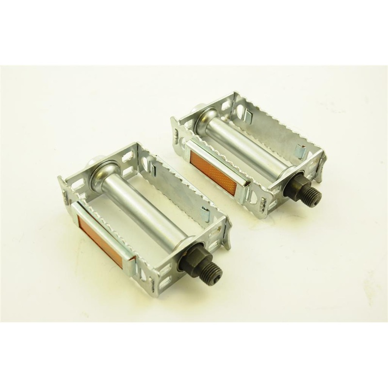 OLD SCHOOL BMX 80s TYPE RAT TRAP 1-2 STEEL CHROME PEDALS FOR ONE PIECE CRANK N