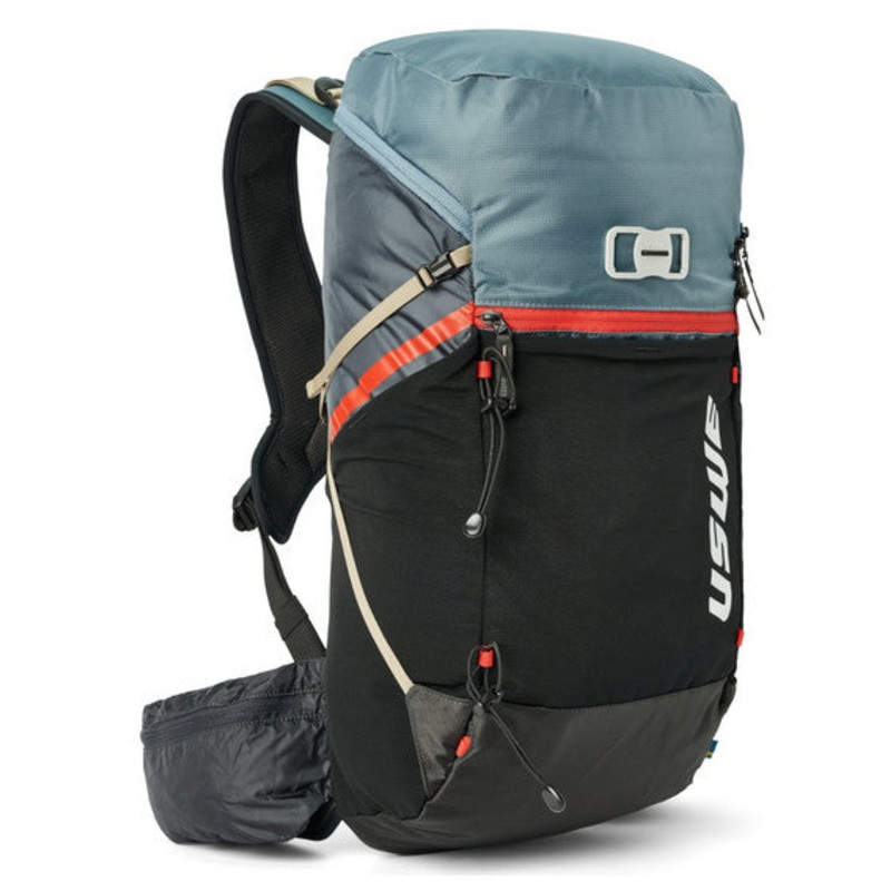 Tracker 30L Daypack