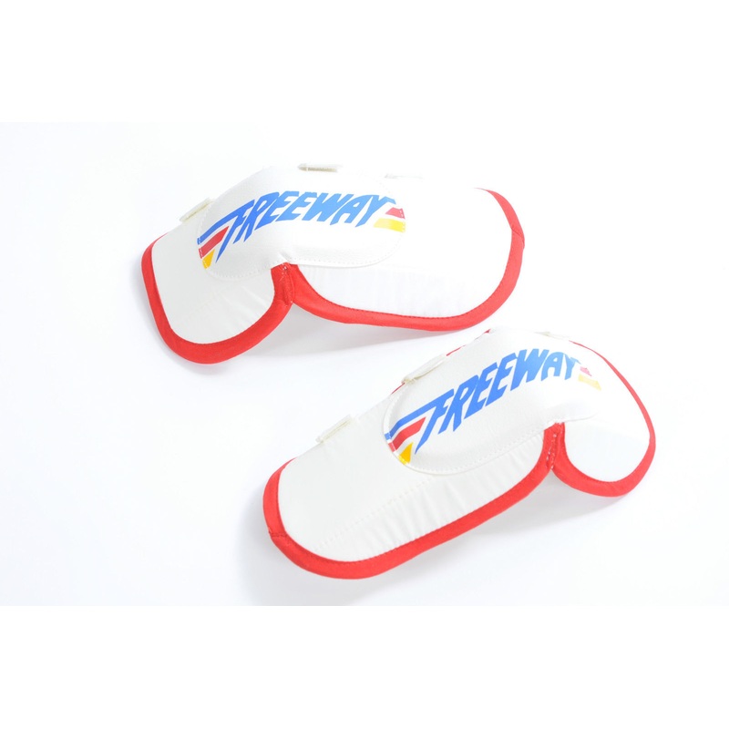 OLD SCHOOL BMX GENUINE MADE IN THE 80s FREEWAY RED ELBOW PADS OLD SKOOL NOS