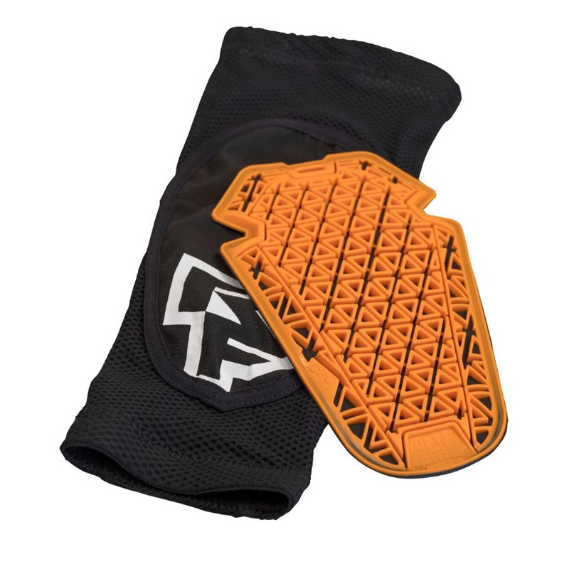 Race Face – Covert Knee|Race Face Covert Knee-Stealth-S (RFAB112002)|Race Face Covert Knee-Stealth-M (RFAB112003)|Race Face Covert Knee-Stealth-L (RFAB112004)|Race Face Covert Knee-Stealth-XL (RFAB112005)|Race Face Covert Knee-Stealth-XXL (RFAB112006)