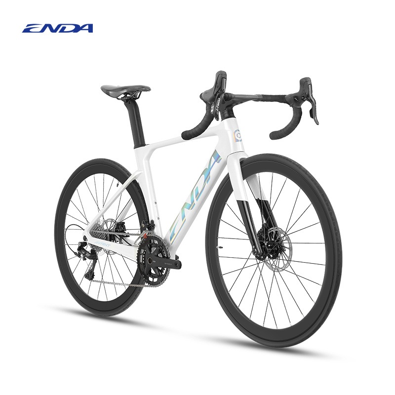 Enda Avant Light Carbon Fiber Road Bike with 24 Sp Hydraulic Oil Brake