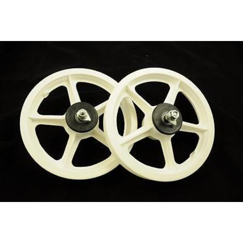 TWO FR 12MAG WHEELS FOR 12 PUMP UP TYRES,SCOOTERS & SPECIAL PROJECTS WHITE