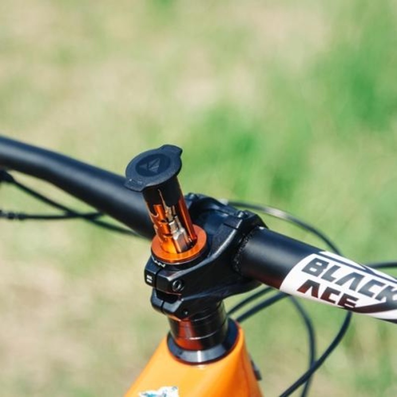 Granite Designs Stash Tool|Black|Orange|Tapered|1-1/8″ straight