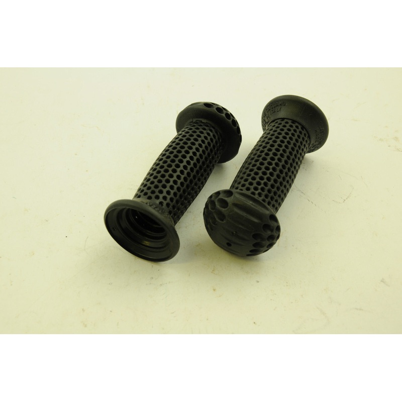 PAIR CHILDRENs CYCLE,KIDDIES BIKE,SOFT COMFY BLACK HANDLEBAR GRIPS 95mm NEW