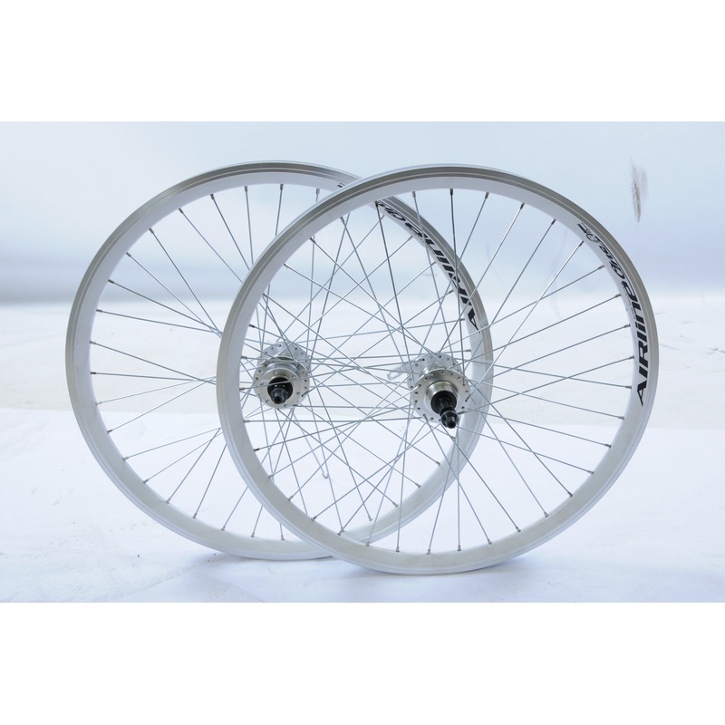 PAIR WHEELS 24 MTB DISC BRAKE HUB Q-R WHITE DOUBLE WALL 507 X 21 RIM MULTISPEED